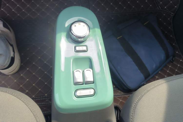 Used CHANGAN NEVO Lumin 2024 130km Qingyue Version
