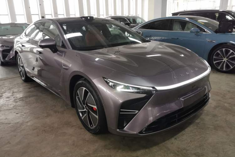 Used EXEED Star Era ES 2025 Extended-Range Max Urban Assisted Driving
