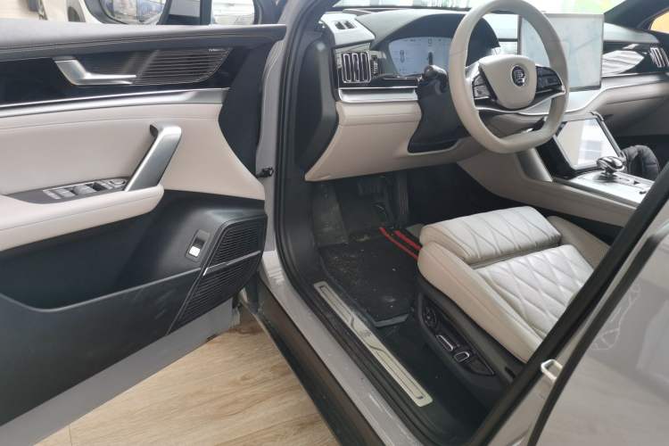 Used BYD Tang New Energy 2025 Intelligent Driving Version DM-i 115KM Flagship Edition