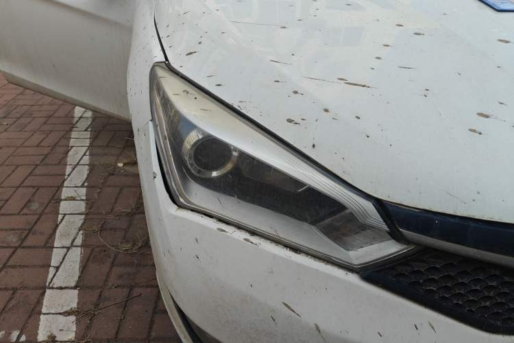 Used Haima M3 2016 1.5L Manual Comfort Model with Sunroof