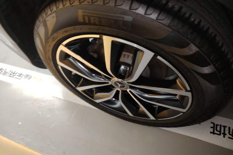 Used Mercedes-Benz GLC 2020 Facelift GLC 300 L 4MATIC Dynamic Edition Right Rear Wheel Hub