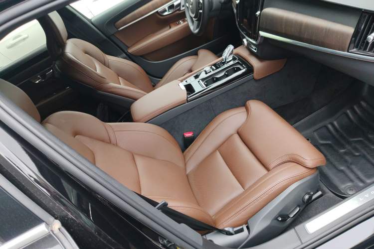 Used Volvo S90 New Energy 2025 Plug-in Hybrid Four-Wheel Drive Long-Range Luxury Smart Edition Right Front Seat