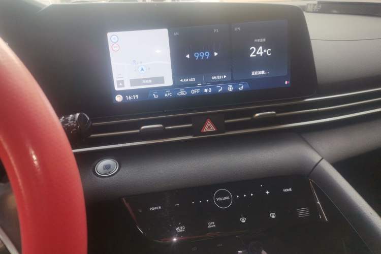 Used Hyundai Elantra 2022 1.5L CVT LUX Prestige Edition Audio And AC Panel