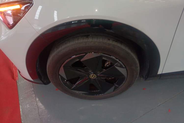 Used Volkswagen ID.UNYX 2024 Pro Long-Range Version
