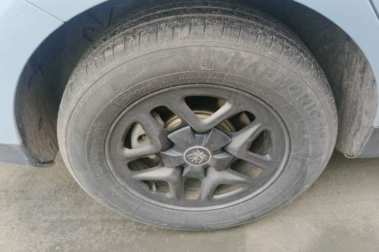 Used BYD Qin PLUS 2025 DM-i Smart Drive 55KM Leading Model
