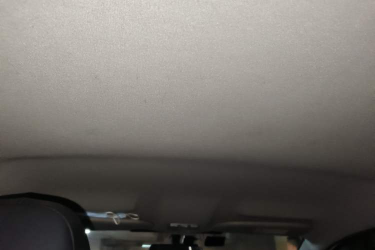 Used Peugeot 301 2014 1.6L Manual Comfort Edition Headliner