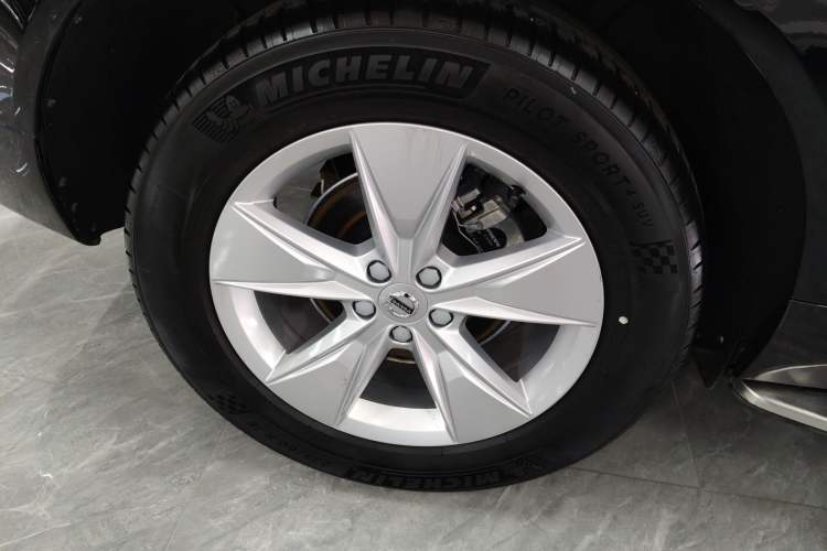 Used Volvo XC60 2022 B5 4x4 Zhiyi Luxury Edition