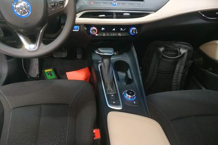 Used Buick Velite 6 2022 Plug-in Hybrid Connected Fashion Model