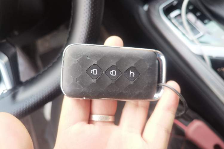 Used Wuling Jiachen 2022 1.5T CVT Smart Luxury Version Vehicle Key