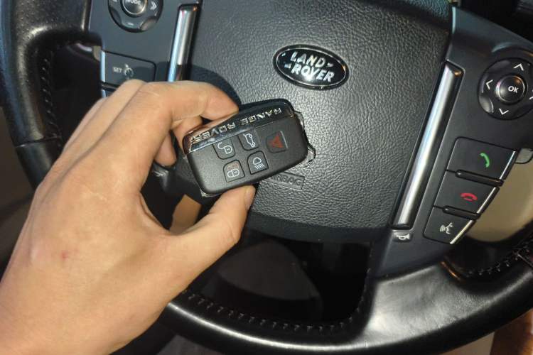 Used Land Rover Range Sport 2012 3.0 TDV6 HSE Diesel Edition Vehicle Key