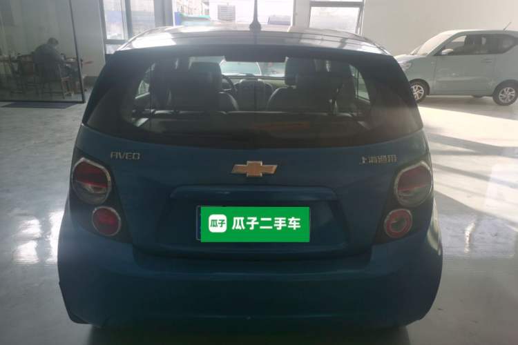 Used Chevrolet Aveo Sonic 2011 Hatchback 1.6L MT SX
