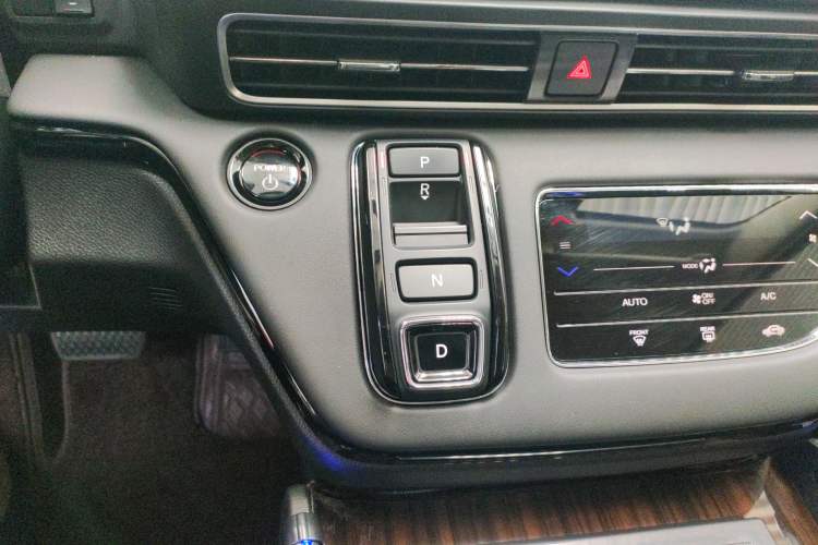 Used Honda Odyssey 2024 2.0L eHEV Sharp & Enjoy Edition
