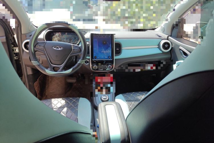 Used Chery QQ Little Ant 2021 200 000-Yuan Ant Fan Edition Talent Version NMC Battery 301 km Center Console