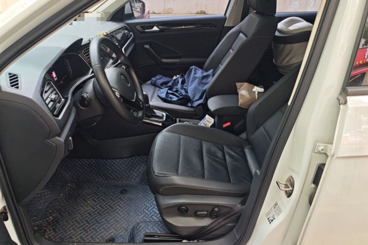 Used Volkswagen T-ROC 2022 280TSI DSG Two-Wheel Drive Comfort PLUS Left Front Seat