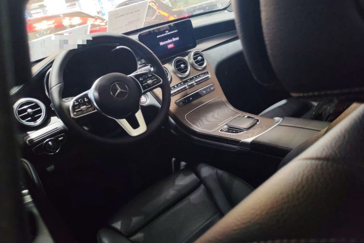 Used Mercedes-Benz GLC 2020 GLC 300 L 4MATIC Dynamic Edition
