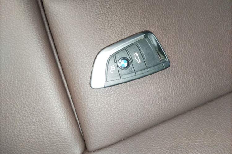 Used BMW X1 2022 sDrive25Li Leading Model Vehicle Key