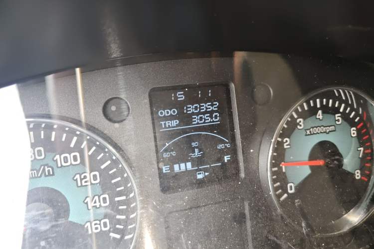 Used Jinbei New Hiace X30L 2021 1.5L Wealth Van Non-Air-Conditioned Version China VI Standard SWC15M
