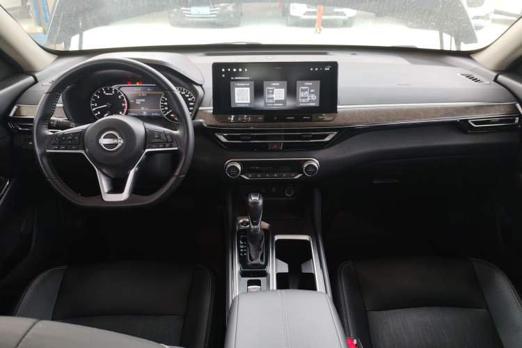 Used Nissan Teana 2022 2.0L XL-TLS Enjoyment Edition Center Console