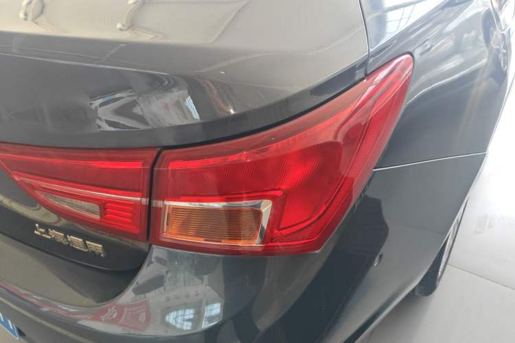 Used Buick Verano 2015 Sedan 20T Dual-Clutch Flagship Model
