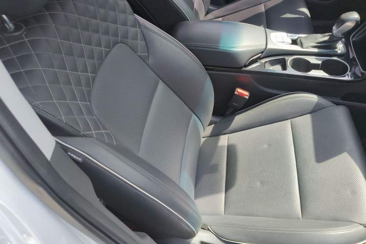 Used Hyundai Tucson 2020 280TGDi Two-Wheel-Drive GLS Fashion Edition China VI Standard Right Front Seat