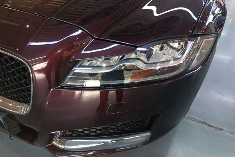 Used Jaguar XFL 2018 XFL 2.0T 250 PS Luxury Edition Left Front Headlight