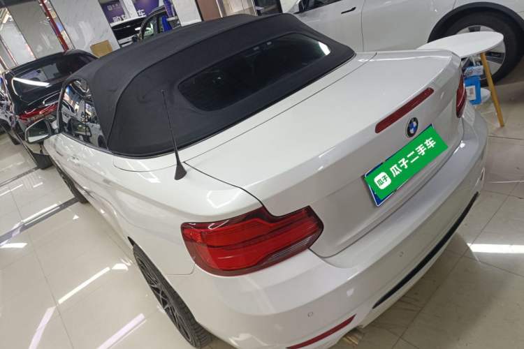 Used BMW 2 Series 2018 220i Convertible Coupe Sports Design Package