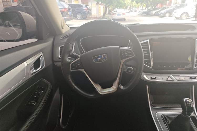 Used Geely Auto Vision X6 2018 1.8L Manual 4G Connect Luxury Edition