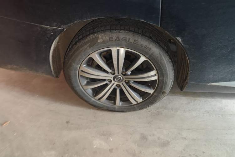 Used GAC Trumpchi M8 2018 320T Luxury Edition Exterior 5