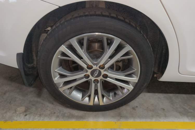 Used Chery Arrizo 5 2017 1.5L CVT Luxury Edition