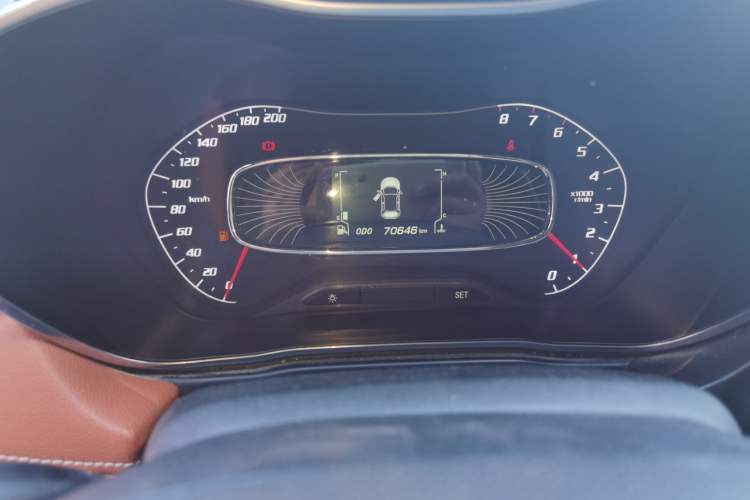 Used Baojun 510 2017 1.5L Manual Luxury Model Odometer Close Up