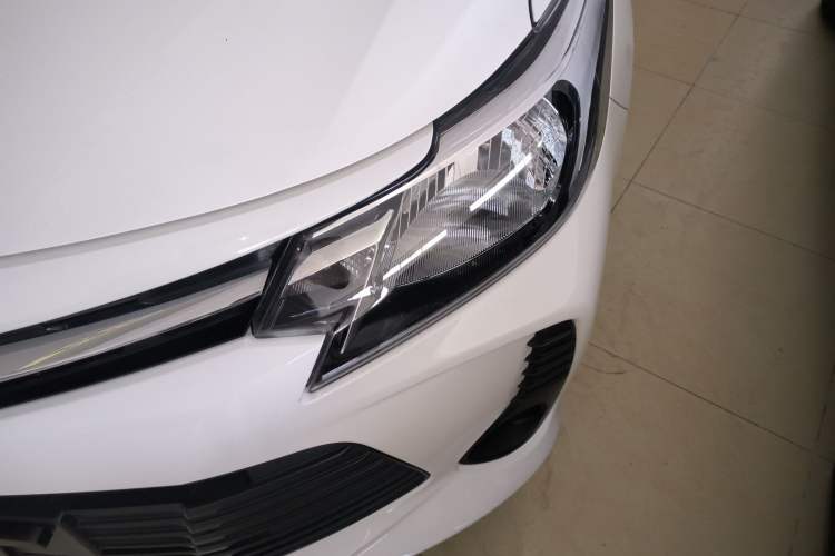 Used Toyota Vios 2021 1.5L CVT Innovation Edition Left Front Headlight