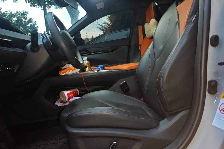 Used CHANGAN UNI-V 2022 1.5T Smart Navigation Version
