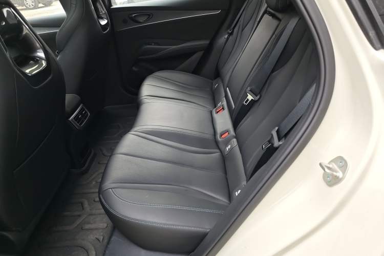 Used BYD Seal 06 New Energy 2025 DM-i Smart Drive 120KM Deluxe Model