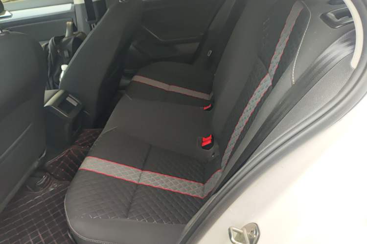 Used Volkswagen Lamando 2021 230TSI DSG Fashion Edition Left Rear Seat