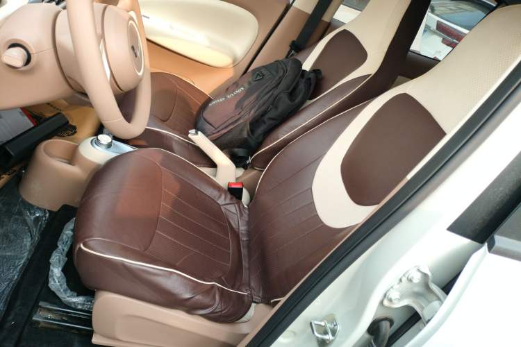 Used Wuling Hongguang MINIEV 2025 Four-Door Version Advanced Edition Left Front Seat