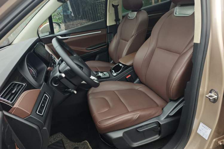 Used TRAUM S70 2018 1.5T Automatic Comfort Model 7 Seats