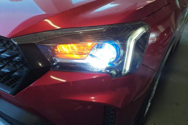 Used Venucia T60 2020 1.6L CVT Smart Drive Version China VI Standard
