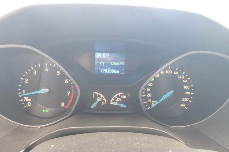 Used Ford Focus 2017 Hatchback 1.6L Automatic Fashion Edition Smart Drive Version