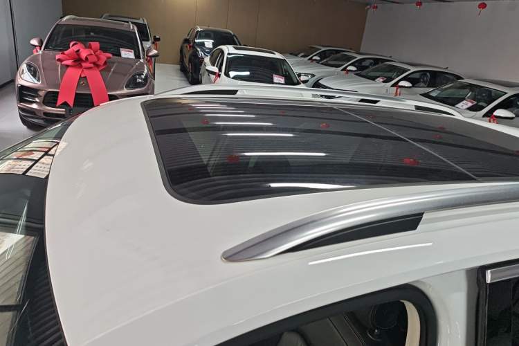 Used Volkswagen Tayron 2019 330TSI Two-Wheel Drive Luxury Model China VI Standard
