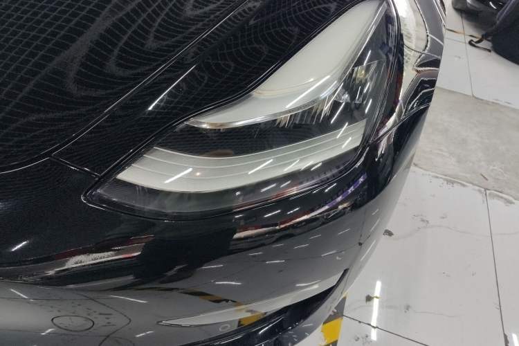 Used Tesla Model 3 2019 Long-Range All-Wheel-Drive Version