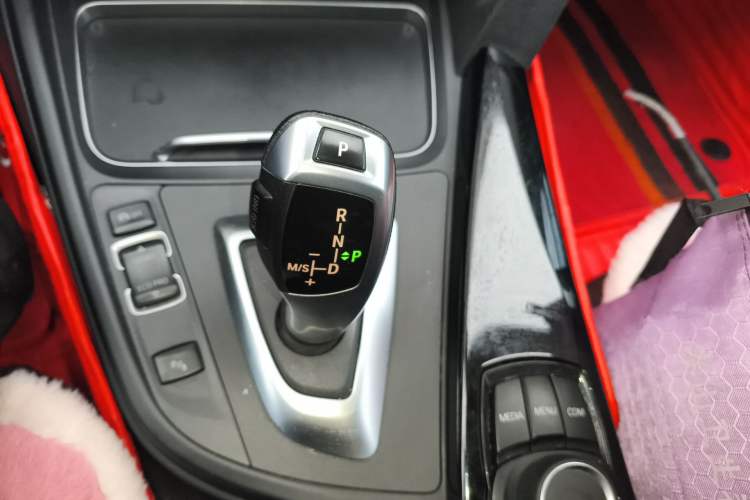 Used BMW 3 Series 2018 320Li Fashion Model Gear Lever