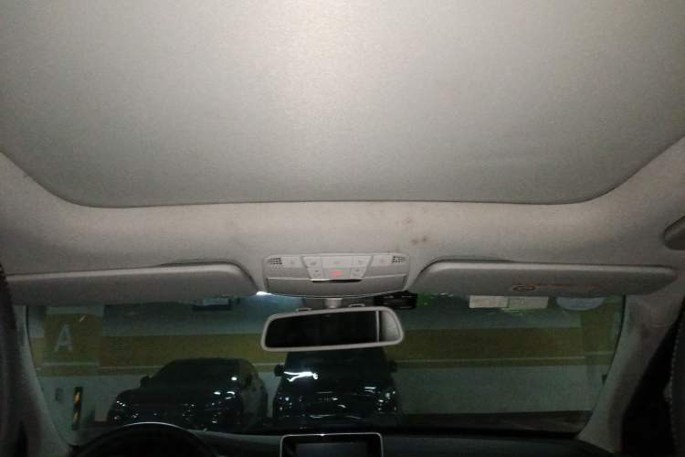 Used Mercedes-Benz C-Class 2016 C 200 L Sport Edition Headliner