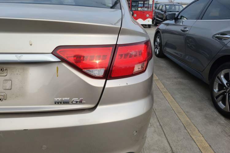 Used Geely Auto Emgrand GL 2017 1.8L DCT Elite Model