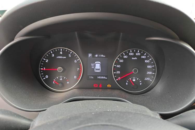 Used Kia KX Cross 2017 1.4L AT GLS