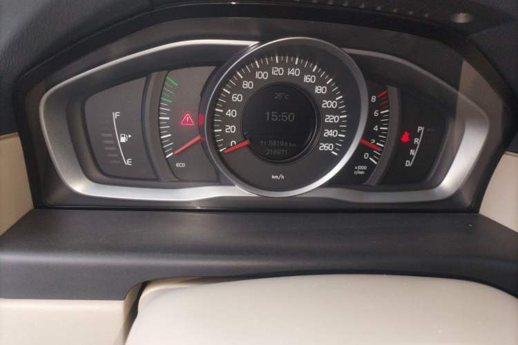 Used Volvo S80L 2014 2.0T T5 Intelligent Luxury Edition