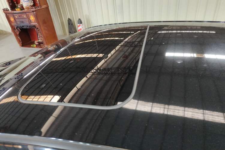 Used Nissan Lannia 2016 1.6L CVT Smart Cool Edition Roof