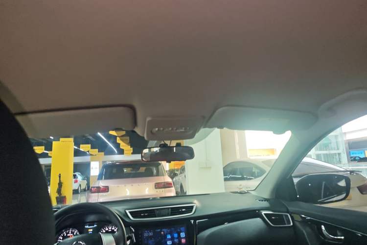 Used Nissan Qashqai 2016 2.0L CVT Elite Edition
