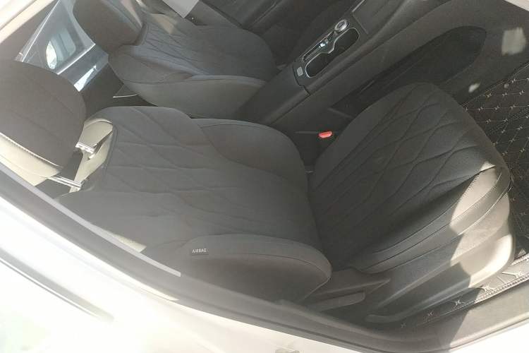 Used Chery Fengyun T8 2025 1.5T 130 km Comfort Edition 7-Seater
