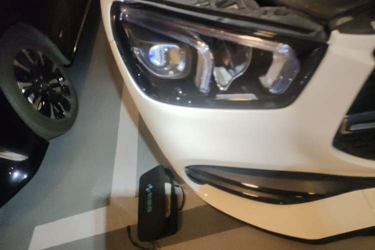 Used Mercedes-Benz GLE New Energy 2021 GLE 350 e 4MATIC Coupe SUV
