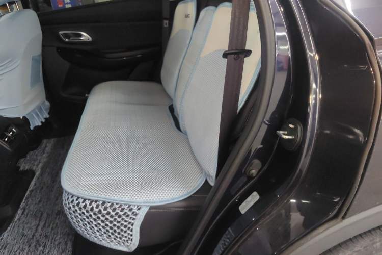 Used CHANGAN OSHAN X7 PLUS 2022 1.5T Blue Whale Edition Automatic Geeker Flagship Model Interior 4